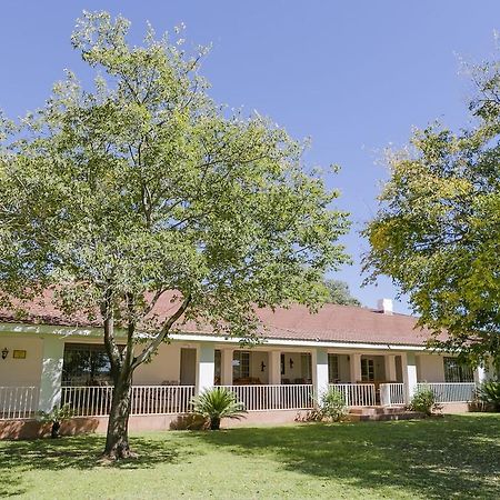 Mein Heim Estate Guest Farm Кимбърли Екстериор снимка
